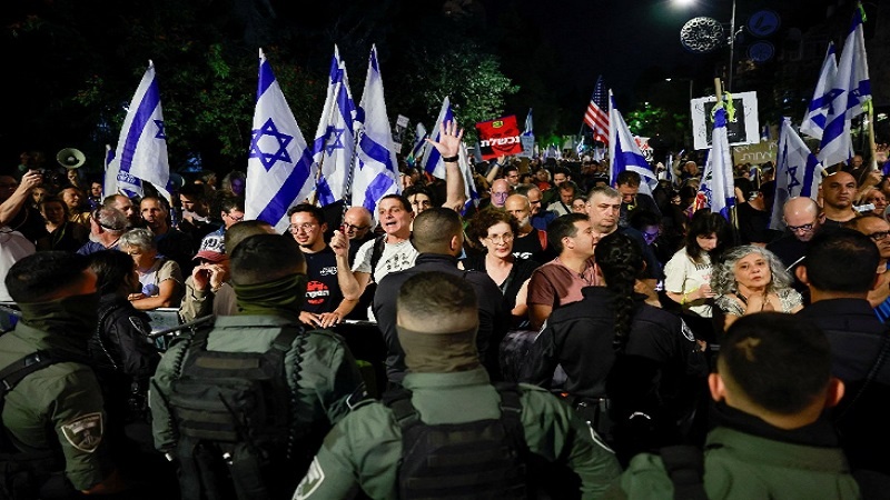 Netanyahu’nun evi önünde protesto eylemi