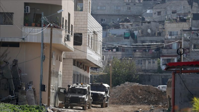 İsrail güçleri Batı Şeria’nın Tulkerim kentine baskın düzenledi