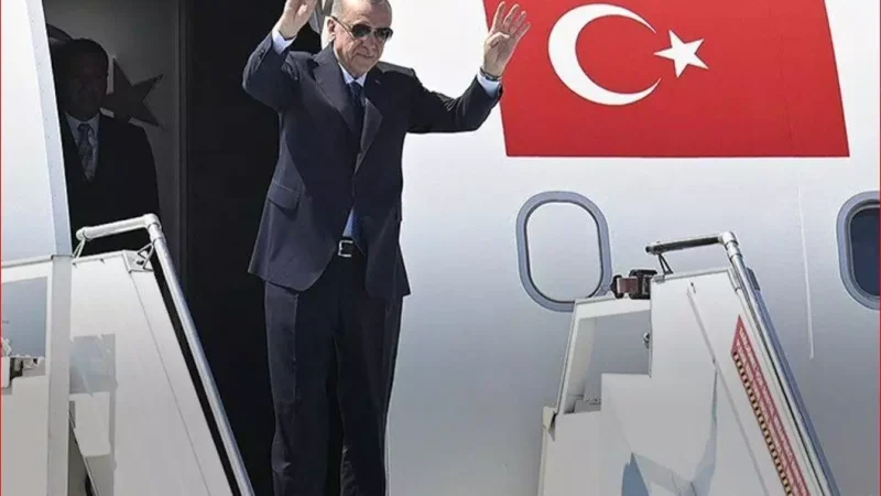 Türkiye Cumhurbaşkanı Recep Tayyip Erdoğan, 12 yılın ardından Mısır’a ilk resmi ziyaretini gerçekleştirdi