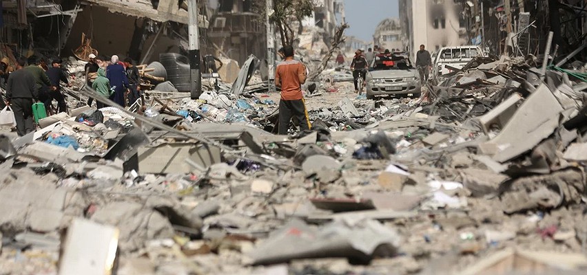 Katil İsrail’den Gazze’ye gece boyu bombardıman: Ölü ve yaralılar var