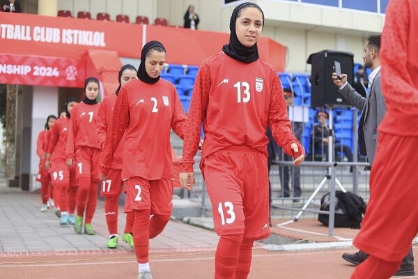 İranlı kızlar, Türkmenistan’ı 7-0 yendi