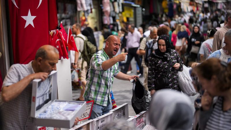 Türkiye’de enflasyon yüzde 70’e çıktı