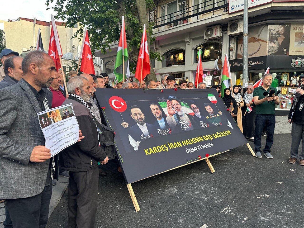 İstanbul’da Hizmet Şehitleri’ni anma töreni