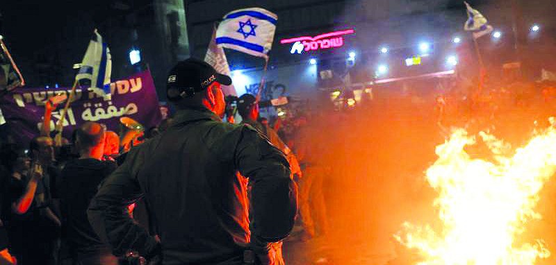 Kendi halkı da katil diyor! Katil Netanyahu’ya öfke büyüyor