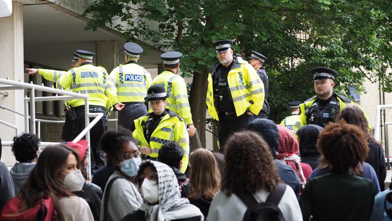 Oxford Üniversitesi’nde Gazze’ye destek eylemi: 16 öğrenci gözaltına alındı