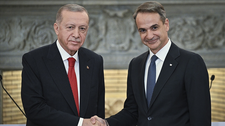Atina’nın beklentisi Cumhurbaşkanı Erdoğan ile Miçotakis arasında samimi bir görüşme