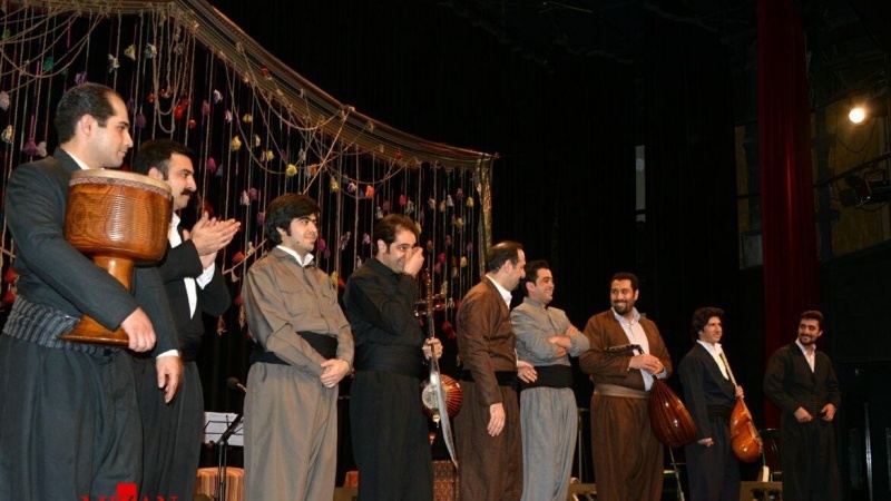 Tahran’ın “Rodaki” salonunda Kürt müziğinin sesi yankılanacak