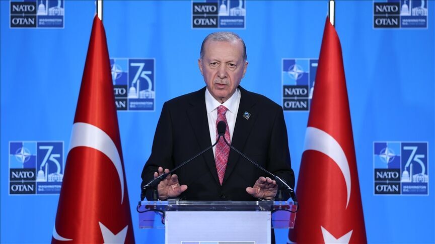 Erdoğan: Mahmud Abbas’ın bize özür borcu var