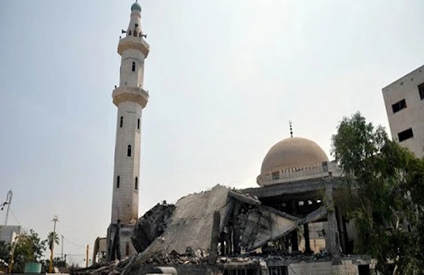 Siyonist Rejim, Gazze’de Bir Camiyi Bombaladı!