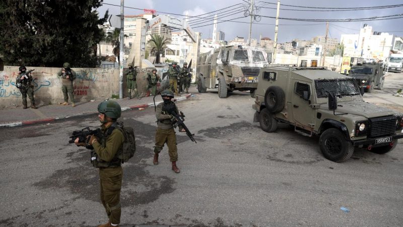 İsrail askerleri Batı Şeria’nın Nablus kentine baskın düzenledi