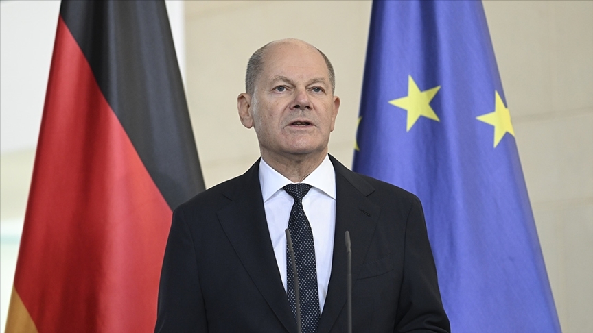 Almanya Başbakanı Scholz, Federal Mecliste yapılan oylamada güvenoyu alamadı