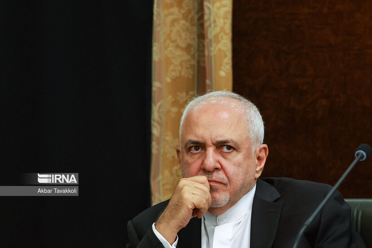 Zarif’ten Kaliforniya Yangınlarına Gaza Benzetmesi