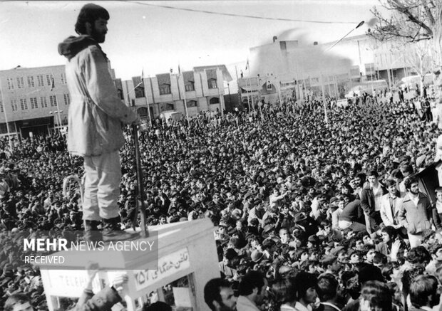 4 Şubat 1979’da İran: İslam Devrimi hız kazandı