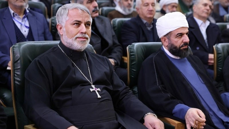İran Hristiyanlarının kutsal savunma dönemindeki rolünden, muvahhit dinlerde oruç tutmanın felsefesine