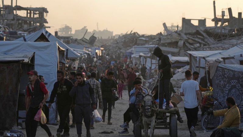 İsrail, Filistinlilere yardım eden kuruluşlara yeni kısıtlamalar getiriyor